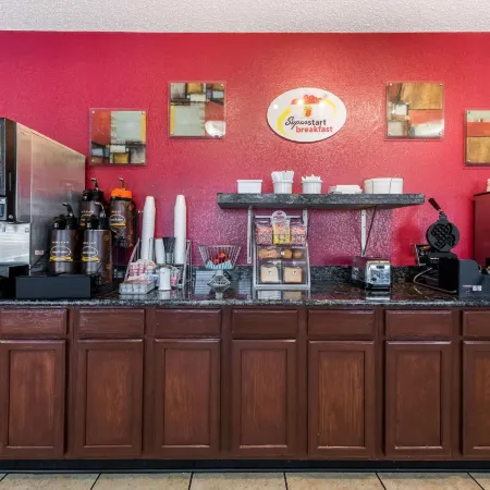 Super 8 by Wyndham Waco/Mall Area TX