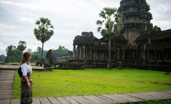 MAD Monkey Hostel Siem Reap