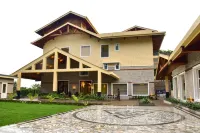 Infinitea Tea Garden Resort