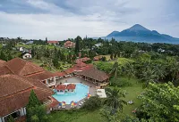 Royal Hotel and Villas Trawas