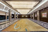Hotel Saffron Crest