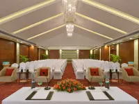 Country Inn Amp; Suites by Radisson, Goa Candolim Hotels in Candolim
