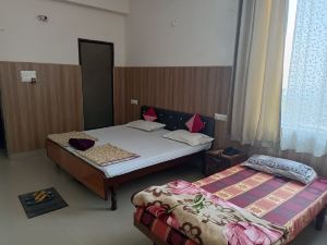 Hotel Chintpurni Regency