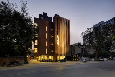 هوتل كارفور Hotels near Jamma Masjid