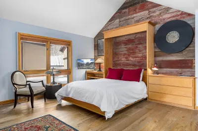 Le Chamonix B by Avantstay Located in Mountain Village, Close to Golf Course & Skiing Hotel in zona Telluride Paragliding