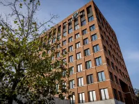 Motel One Wiesbaden Hotels near Biebrich