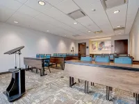 Hampton Inn and Suites by Hilton Cincinnati Midtown Rookwood - 2 étoiles