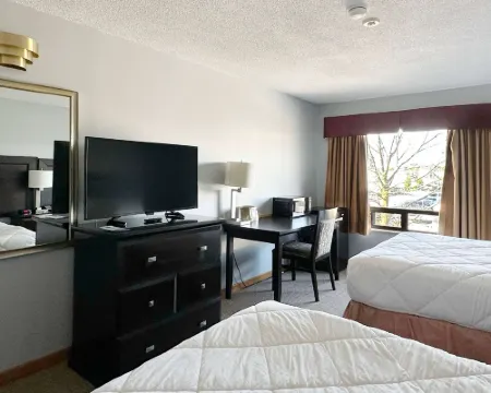 Travelodge by Wyndham Welland Hotels in Welland