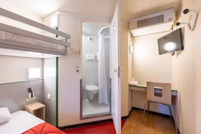 Hôtel Première Classe Angers Beaucouzé Hôtels à proximité de : Netto