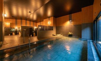 3. Hotel Ro..
