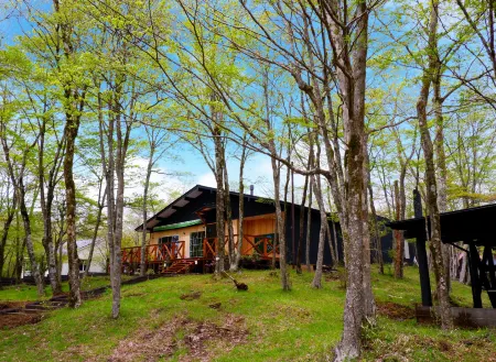 Moss Jurigi Camp Resort Отели в г. Сусоно