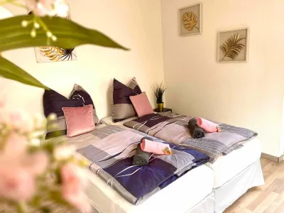 Zuhause im Ruhrgebiet 2 Mit Balkon Hotels near Ogrodki Dzialkowe