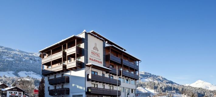 Hotel Malerhaus Отели в г. Фюген
