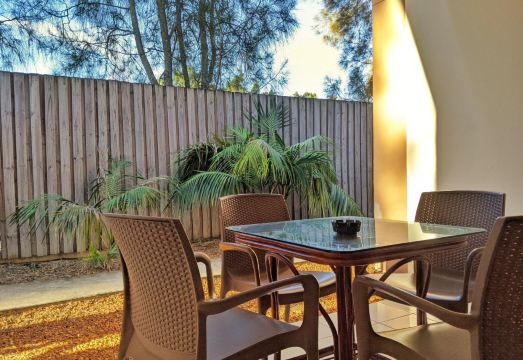 노베나 팜스 모텔