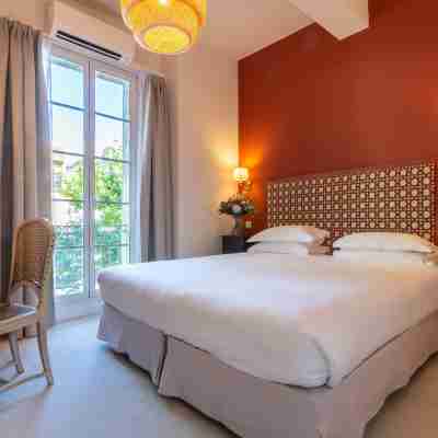 Hôtel Le Relais de Poste Arles Centre Historique Rooms