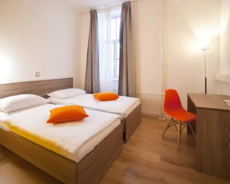 B&B Maribor UNI Hostel Hotels in Center