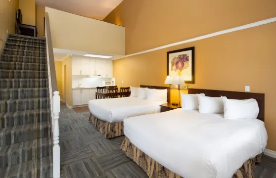 伊克諾套房酒店