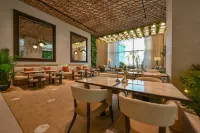 Onyx Arjaan by Rotana Hotels in Al Sayh