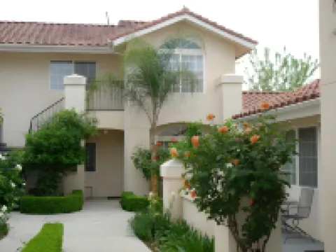 Garden Inn and Suites Fresno Hotels in Fresno