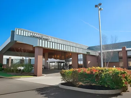 Howard Johnson by Wyndham Evansville East