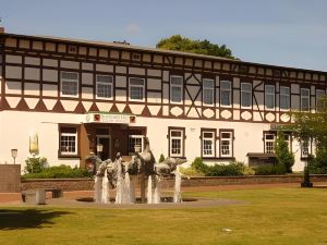 Deutsches Haus Hotel- und Gaststätten-Betriebs GmbH