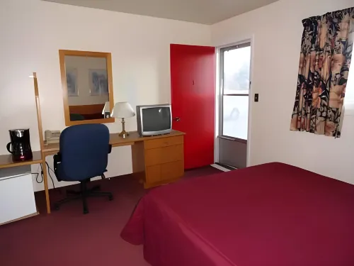 Trunk Road Motel
