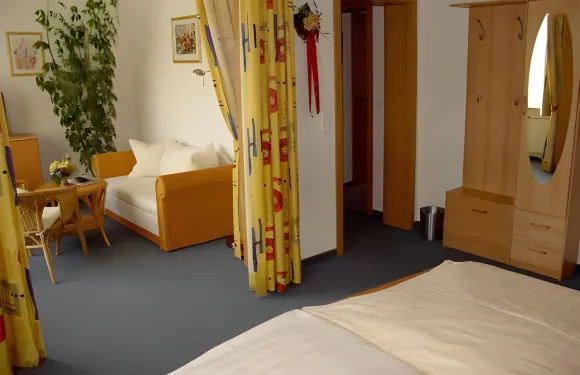 克羅恩酒店餐廳