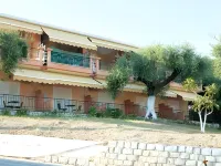 Enjoy Lichnos Bay Village, Camping, Hotel and Apartments Hotels near Art Gallery by Gatsias Art