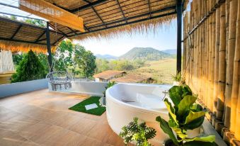 Mondara Villa and Glamping