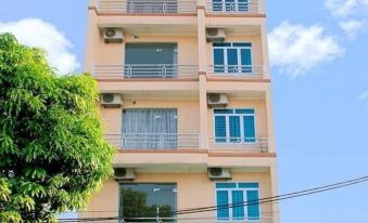 Amazon Hotel