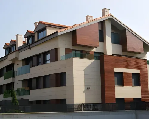 Apartamentos Albatros Hotels in Llanes