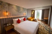 Golden Tulip Bhopal Hotels near leopard