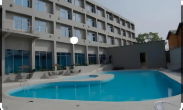 Golden Royale Hotel