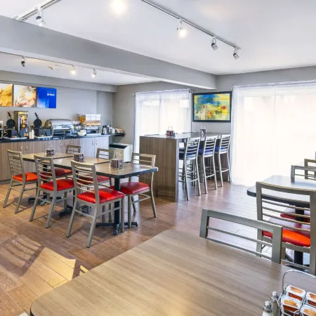 Comfort Inn Magnetic Hill