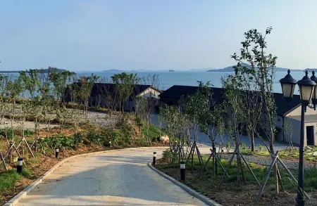 Muan Paradise Pension Отели в г. Муана