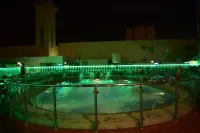 Canary Beach Hotel - Kolam Renang