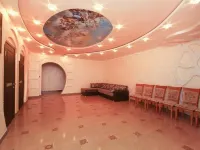 De Luxe Hotel Hotels in Ishim