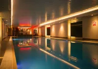 The Continental Hotel, Heathrow - Kolam Renang