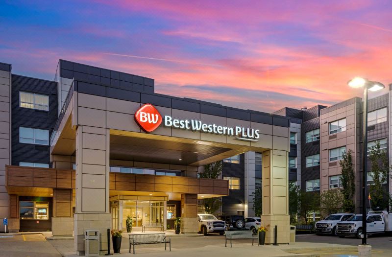 Best Western Plus Sawridge Suites