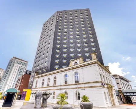 プレミア イン カーディフ シティ センター-スタジアム カーディフのホテル