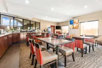Comfort Suites Near Robins Air Force Base