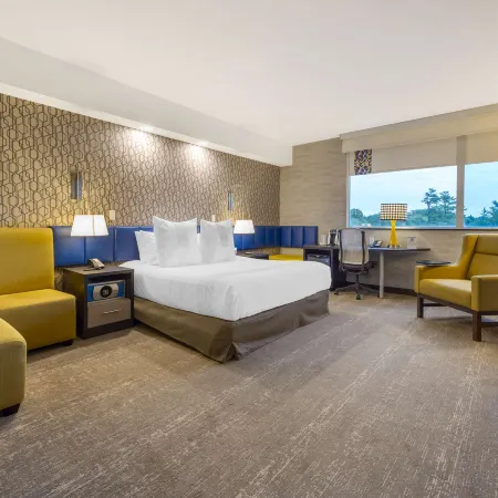 GLo Best Western Kanata Ottawa West