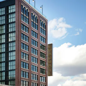 Graduate by Hilton Nashville Отели рядом с достопримечательностью «Университет Вандербильта»