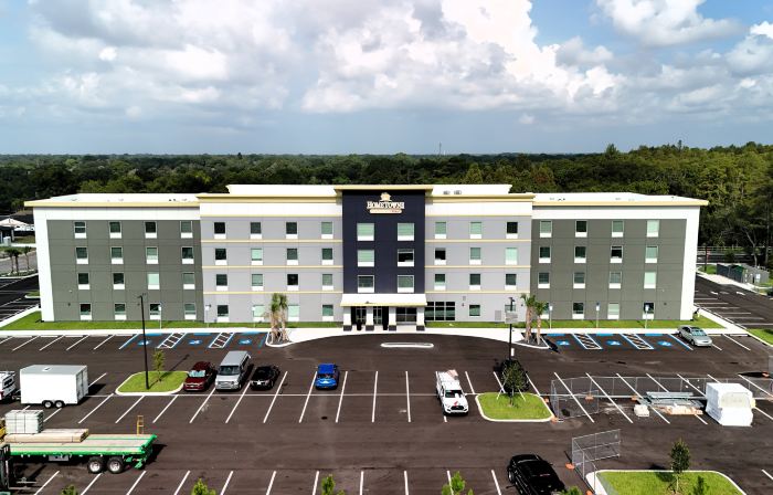 HomeTowne Studios Tampa - Airport