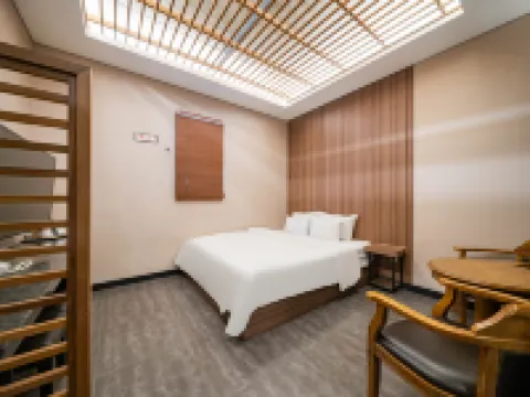 Yangsan Mulgeum September Hotel Hotels near Yangsan Water Park