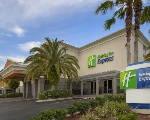 Holiday Inn Express JACKSONVILLE BEACH by IHG Hotels near Engine 15 Brewing Co.