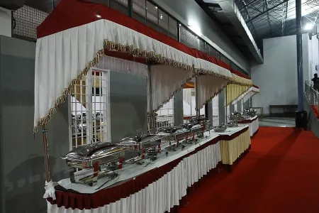 AP Residency Отели рядом с достопримечательностью «Little petals»