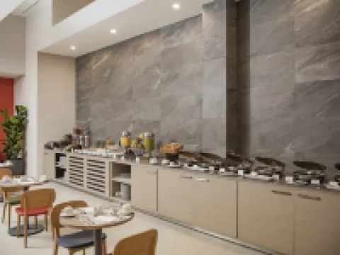 ฮอลิเดย์ อินน์ แอนด์ สวีทส์ อากวัสกาเลียนเตส บาย IHG โรงแรมในอากวาสกาเลียนเตส