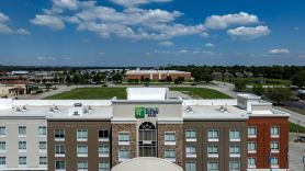 Holiday Inn Express & Suites TULSA SOUTH BIXBY by IHG