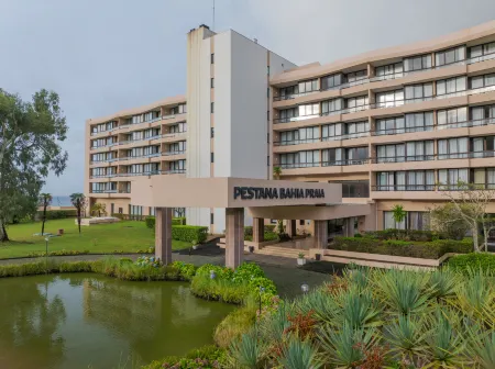 Pestana Bahia Praia Nature & Beach Resort Отели рядом с достопримечательностью «Marina de Vila Franca do Campo - Azores Islands»